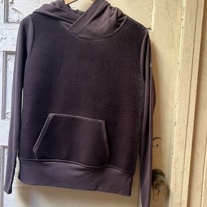 Alo yoga luxe velour purple hoodie pull over long sleeve workout gym athleisure